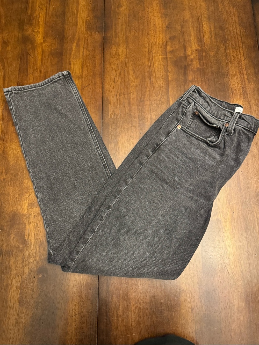 Abercrombie & Fitch Woman's High Rise 90s Relaxed Jeans